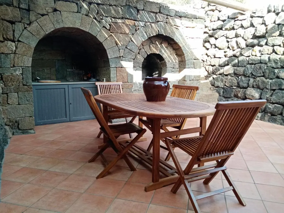 Vakantiehuis Dammusi Uliveto Villa Scauri