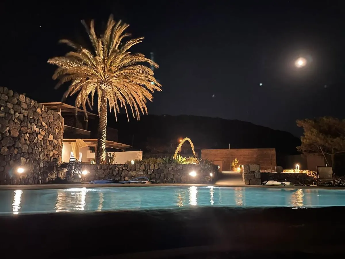 Dammusi Uliveto Villa Scauri  Holiday home