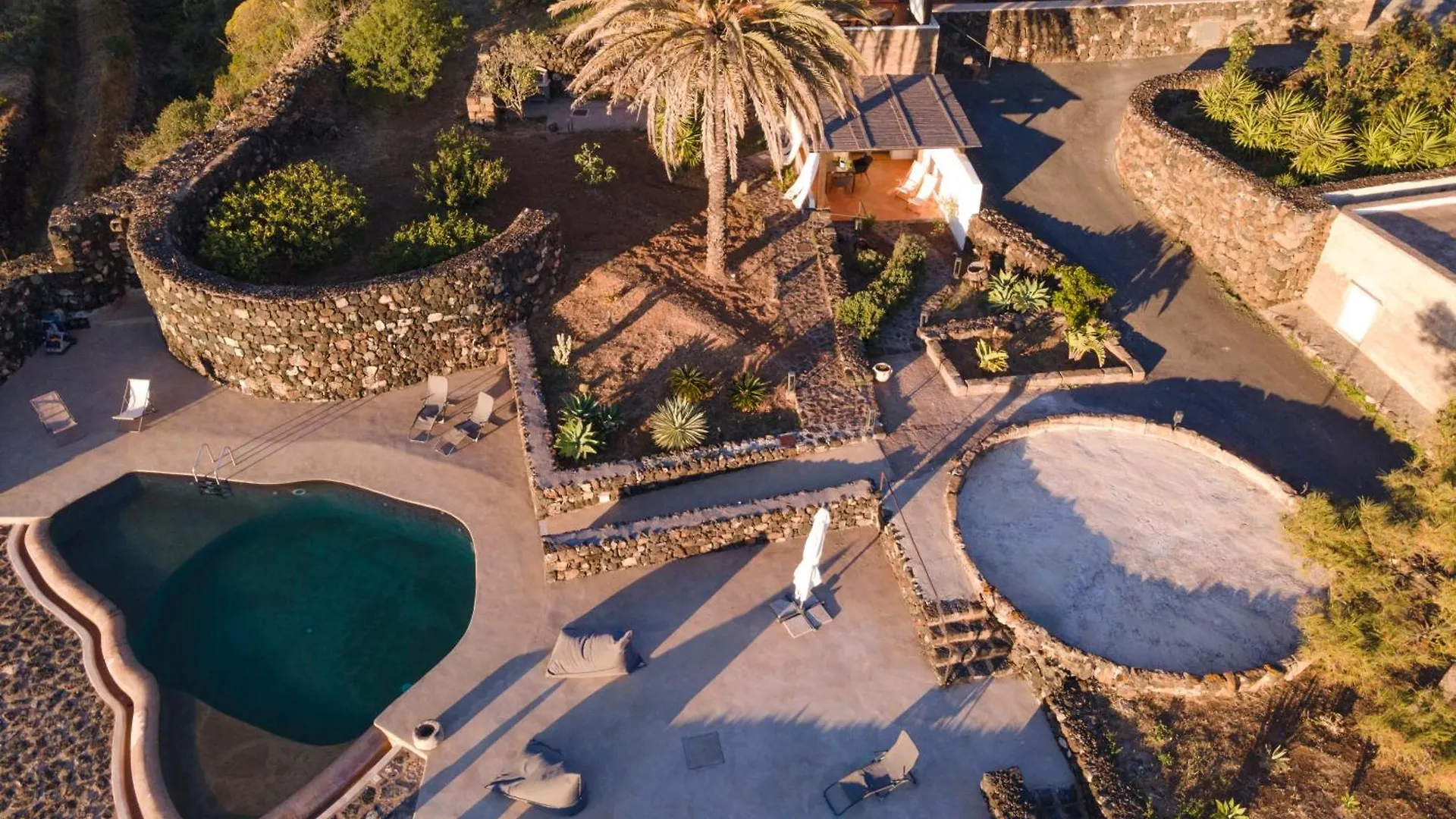 Dammusi Uliveto Villa Scauri  0*, Scauri (Sicily) Italy