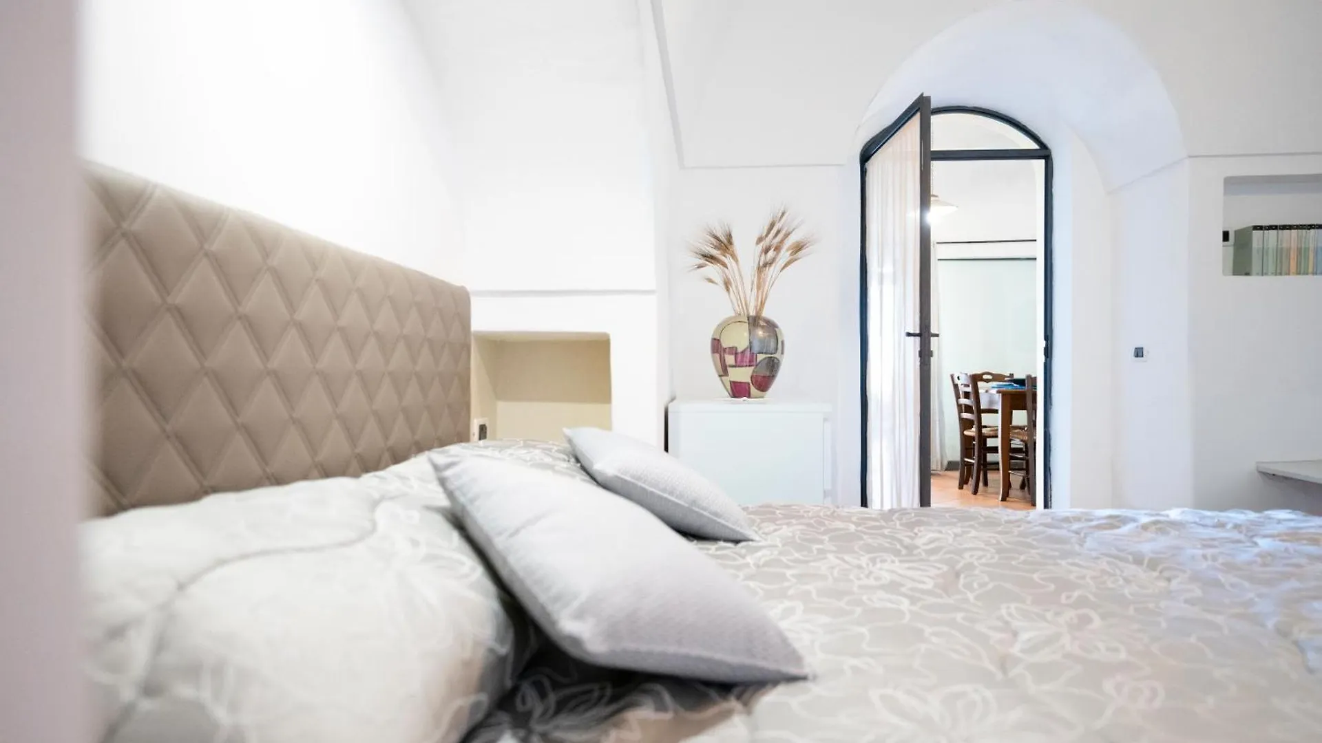 Dammusi Uliveto Villa Scauri  Italy