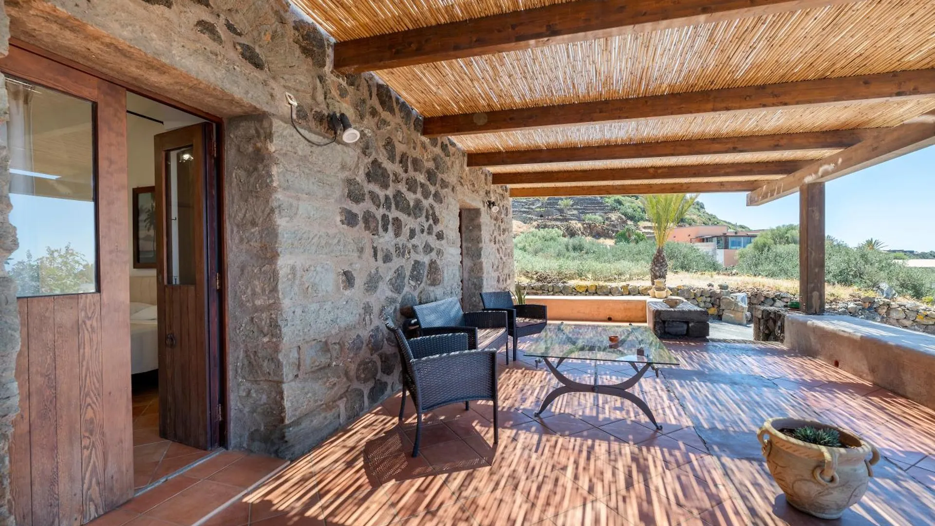 Holiday home Dammusi Uliveto Villa Scauri